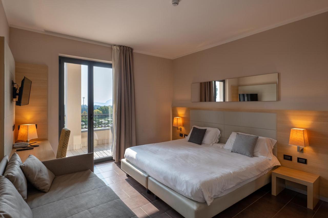Villa Luisa Resort & Luxury Apartments Сан-Феличе-дель-Бенако Экстерьер фото