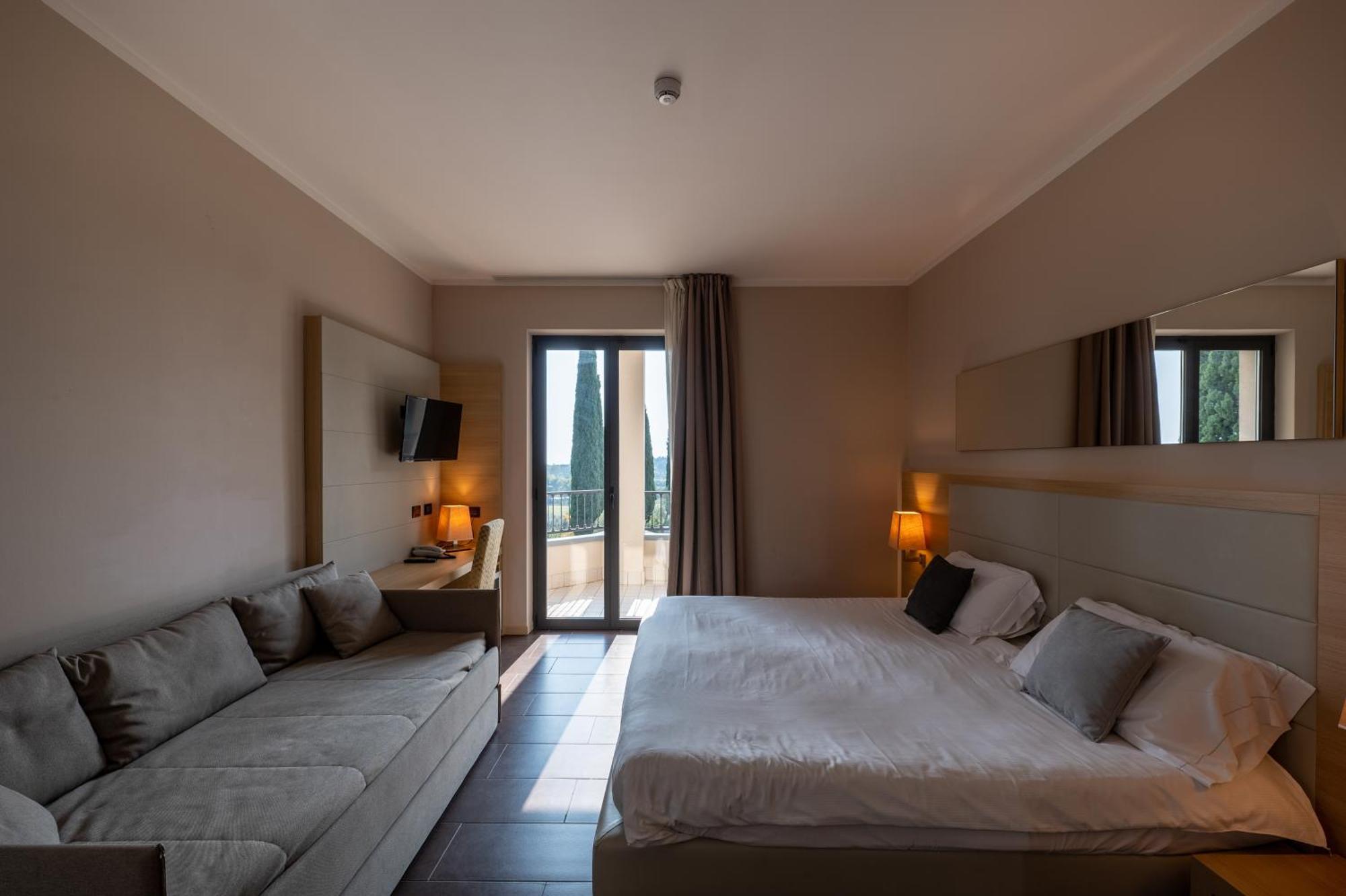 Villa Luisa Resort & Luxury Apartments Сан-Феличе-дель-Бенако Экстерьер фото
